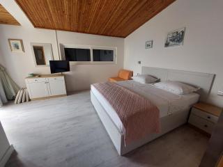 Apartments Sekulić - Brela - 6
