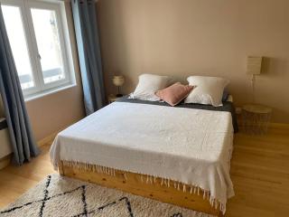Appartement au calme sur le Vieux port - 8