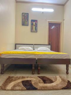 Serene Stays at Varanasi - 2BHK Luxury Villa - Varanasi - 3