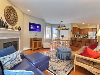 SnowDen - Pool, Gym, Hiking, Fireplace! - Killington - 2