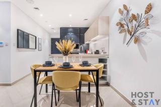 Central 1BR Apartment at Wilton Park - Host & Stay - Dubai - 5