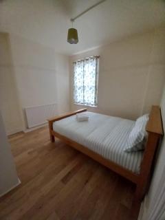 Jazmin - Hendon - 4