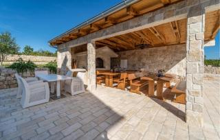 Beautiful Home In Slivnica With Wifi - 2