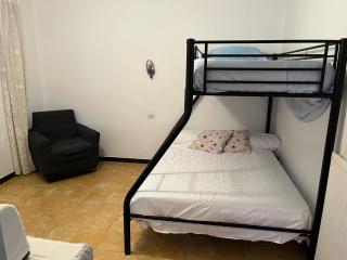 Disfruta de la Costa Brava en una casa de pueblo - Vulpellac - 1