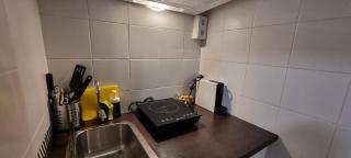 Estudio FAMILIAR con JACUZZI doble - Seville - 5