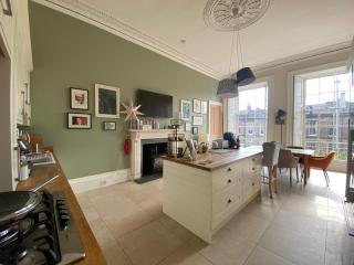 Georgian 4 Bedroom 3 Bathroom New Town Apartment - Edinburgh - 1