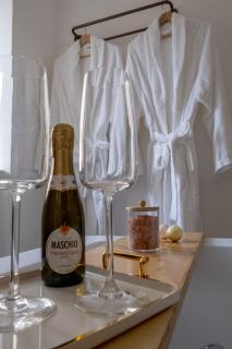 Coraline Deluxe Rooms - Castellammare di Stabia - 3