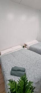 Estudio FAMILIAR con JACUZZI doble - Seville - 3