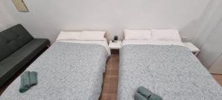 Estudio FAMILIAR con JACUZZI doble - Seville - 7