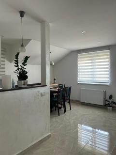 Apartman Diamond LUX - Surčin - 0