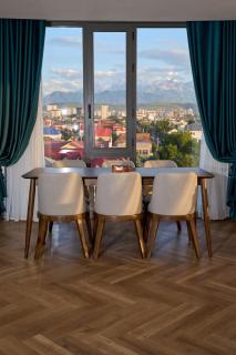 Crown Hotel - Bishkek - 4