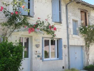 La Maison du Bonheur - Bourg-Charente - 0