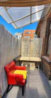 Helles Zimmer mit Kingsize-Bett - Mannheim - 5