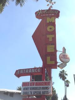 Holiday Lodge - Los Angeles - 4