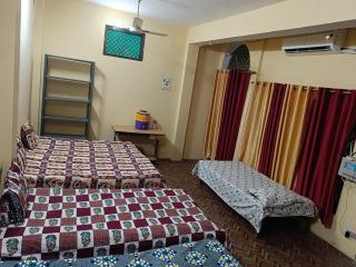 Anushttha Home Stay - Faizābād - 6