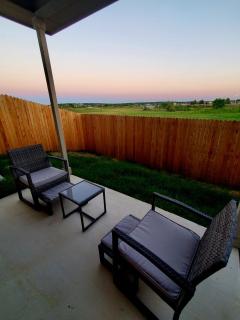 New Modern Urban Home Near Top Attractions - Helotes - 0
