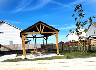 New Modern Urban Home Near Top Attractions - Helotes - 2