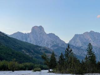 Bujtina Aroma E Malit - 0