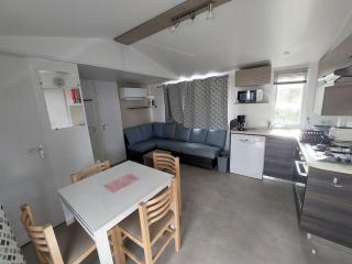 La Réserve 4 étoiles à Gastes emplacement 796 3CH 1SDB 8 personnes - Gastes - 2