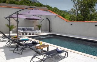 Cozy Home In Cesarica With Jacuzzi - Cesarica - 4
