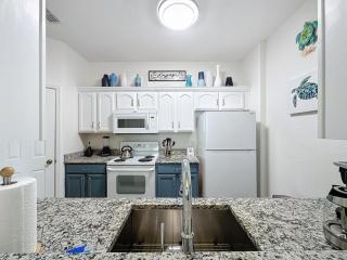 Summer Dreams 3 Bed Condo in Windsor Hills condo - 3