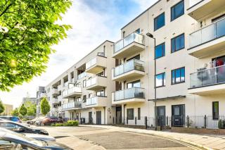 Spacious 5-bedroom modern apartment by Wembley - Brent - 0