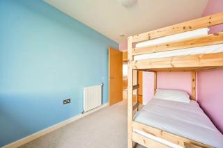 Spacious 5-bedroom modern apartment by Wembley - Brent - 5