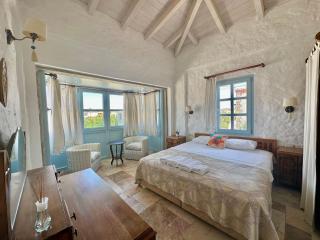 Dort Mevsim Alacati - Alaçatı - 8