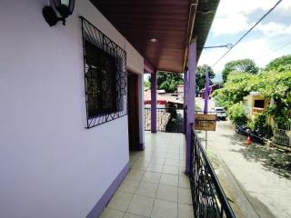 The Landing Hotel And Restaurant - Moyogalpa - 6