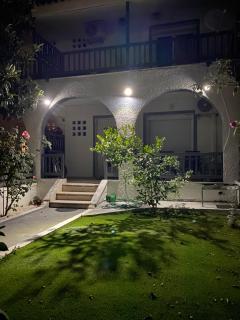 Golden House - Chrysoupolis - 9