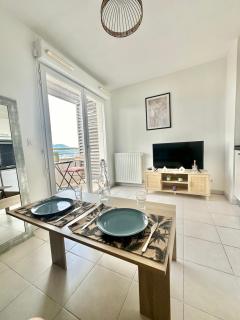 Cosy studio avec parking et vue féerique - Nice - 2