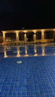 Bu Bungalow Hotel - 8