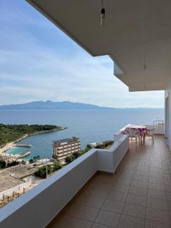 Natasha's Apartments - Sarandë - 9