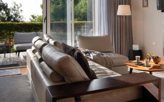 Belle Voir- scenic views, steps from town - 0