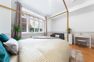 Brand New 3 Bedroom flat in Central London - 3