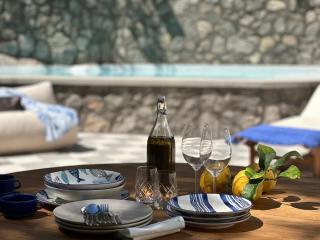 Evelyns Pool Garden - Ischia - 7