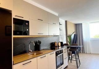 CALMO MARBELLA, Exclusivo, céntrico y con piscina - Marbella - 1