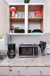 Unwind in Luxury 2BR Apt in LA Sleep 4 - Los Angeles - 5