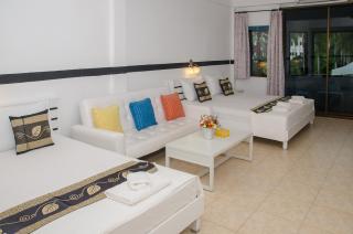 Allstar Guesthouse - 3