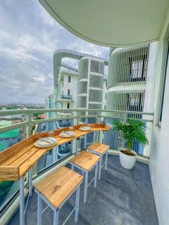 Corner Hideout - Azure Staycation - Manila - 4