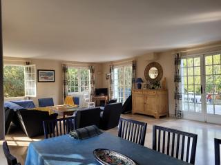 Villa avec Grande Piscine, 6 Chambres, Tennis, Plage Privée - La Palmyre - FR-1-705-83 - 6