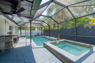 Luxury Style townhome with Pool - 1 Miles to Bucs Stadium - Tampa - 6