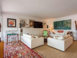 Appartement moderne en centre-ville avec balcon et parking à 400m de la plage - FR-1-4-693 - Saint-Jean-de-Luz - 8