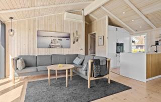 Gorgeous Home In Juelsminde With Wifi - Sønderby - 8