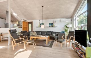 Amazing Home In Blåvand With Kitchen - Blåvand - 8