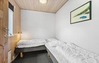 Amazing Home In Blåvand With Kitchen - Blåvand - 1