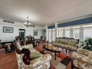 La Rinconada Beachfront Retreat - 1