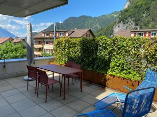 Modern City Apartments - Interlaken - 6