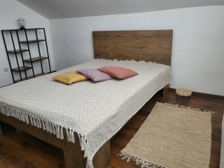 Cottage House - - 7