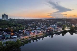 Riverbank Suite Waterfront with River view - Kuching - 0